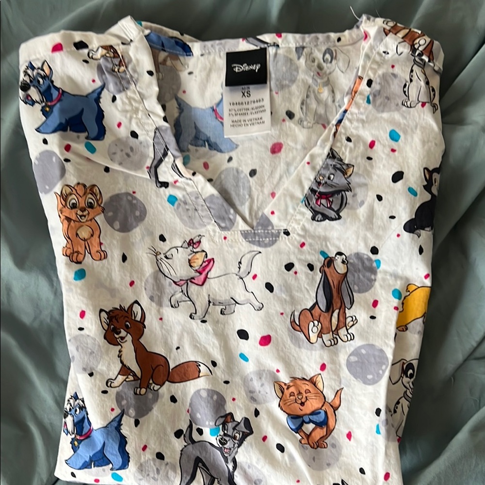 Disney Animal Friends Scrub Top - White and Multicolor